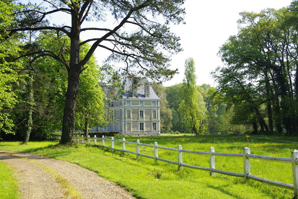 Le Rossay Hotel Saint-Clement-de-la-Place Exterior photo
